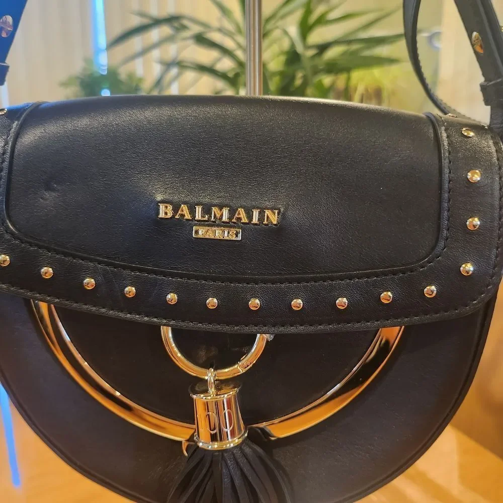 Balmain bag will under