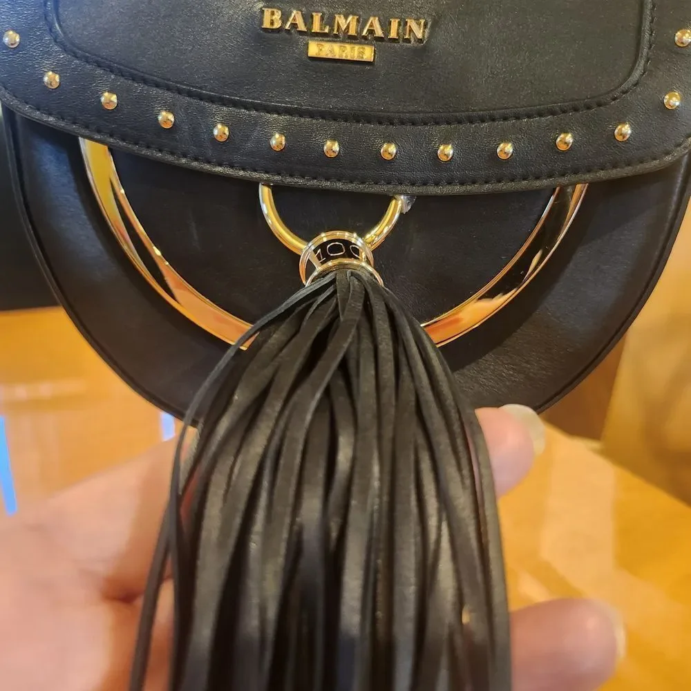 Balmain strap snap