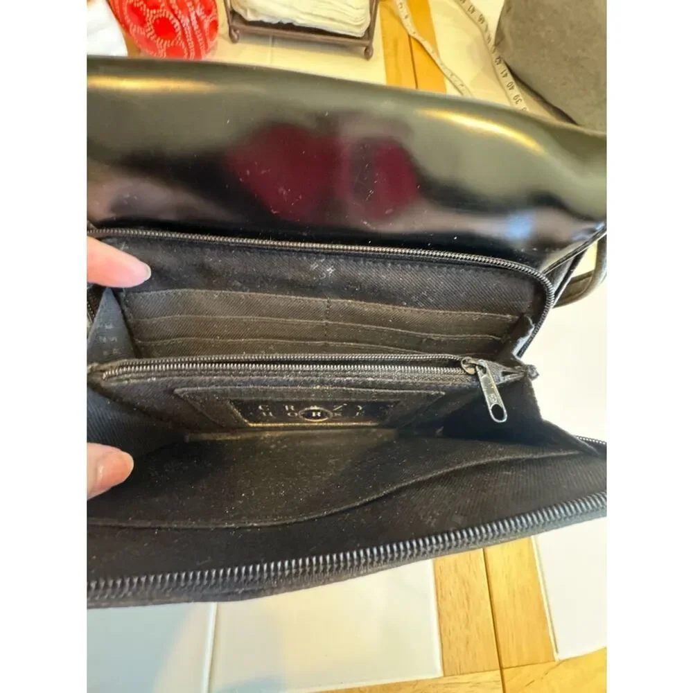 Crazy Horse By Liz Claiborne good pre