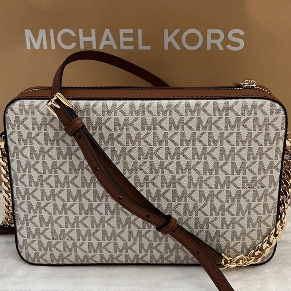 Michael Kors gold essentials