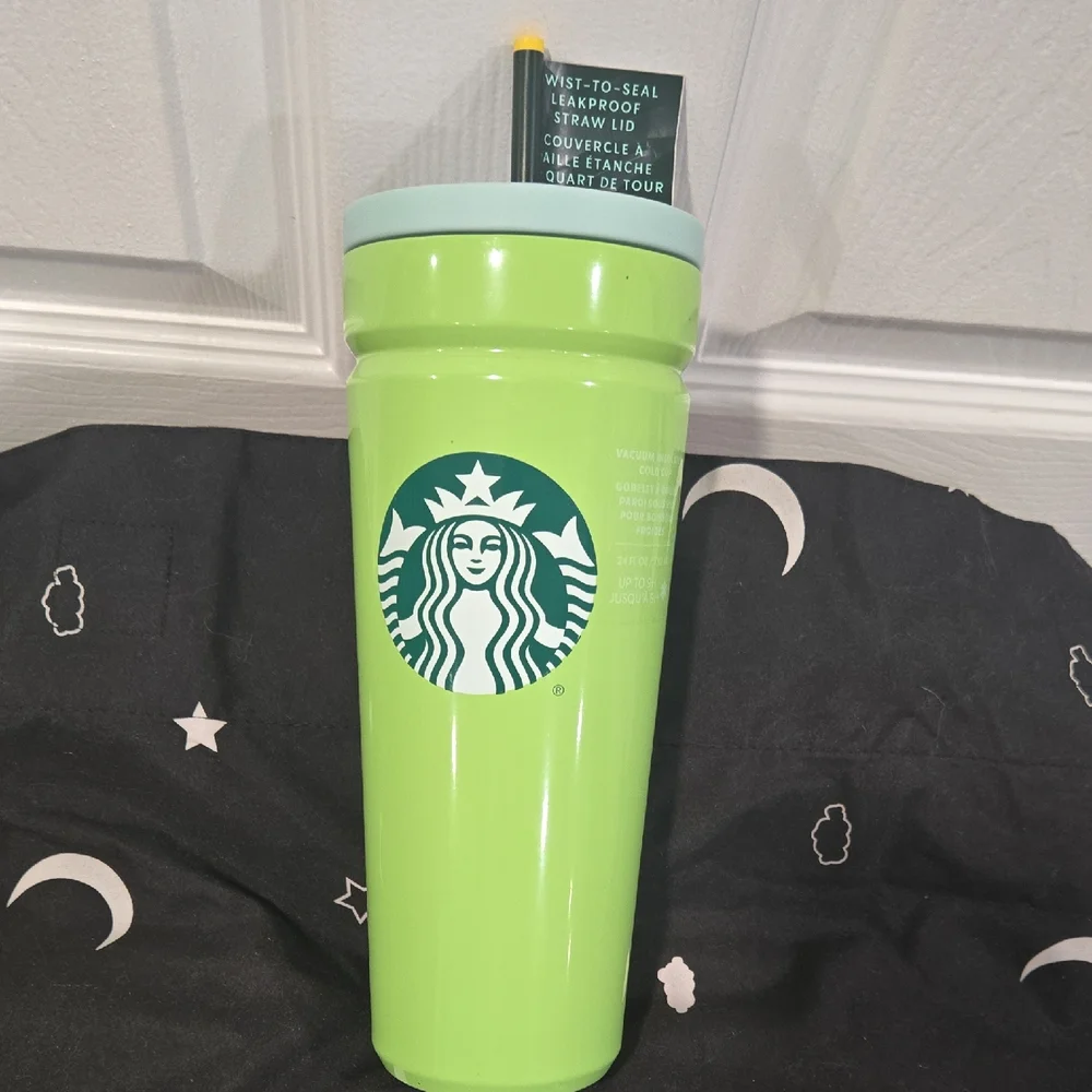Starbucks 2025 Green Stainless Steel‎ Cold Cup Tumbler 24 oz Twist To Seal