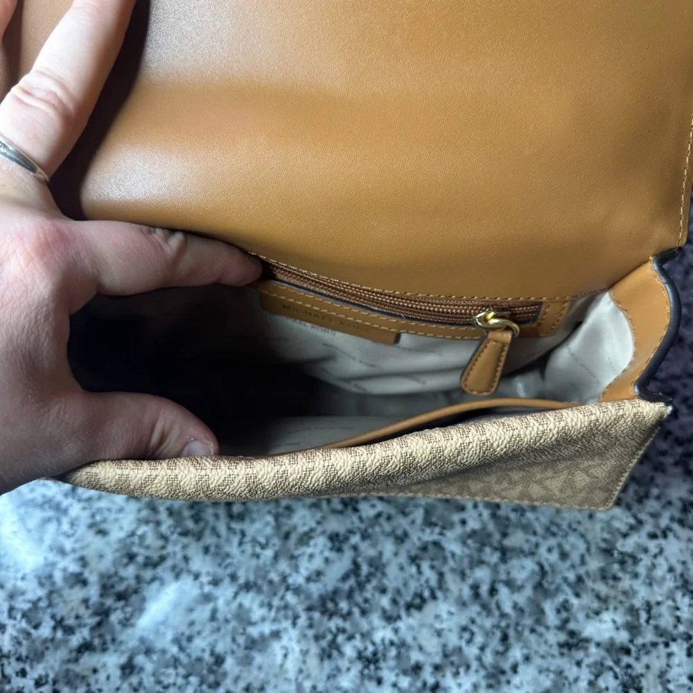 Michael Kors | Sloan Medium Top Handle Satchel Bag With A Crossbody Strap