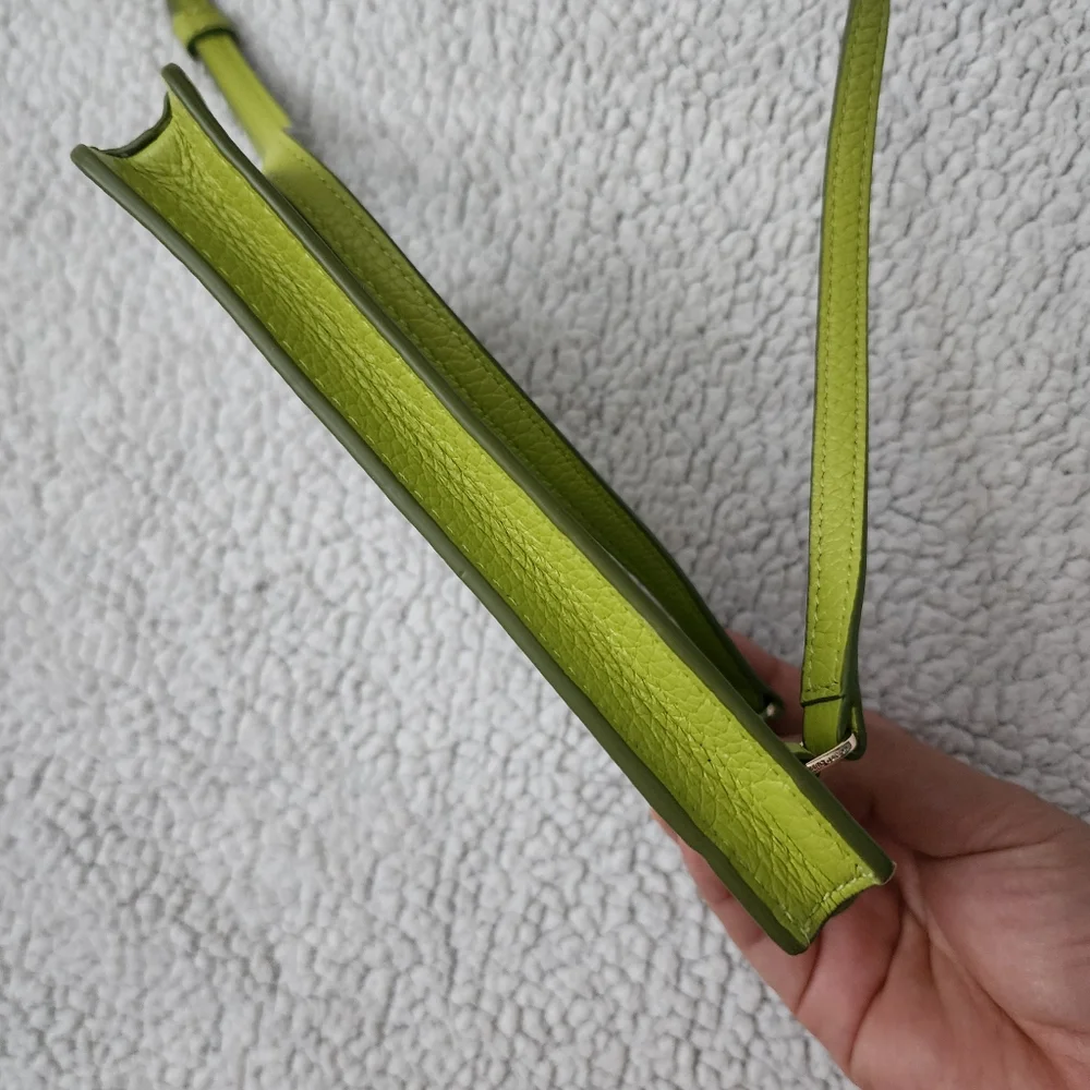 Marc Jacobs Lime Green Pebbled Leather Phone Holder Groove Crossbody