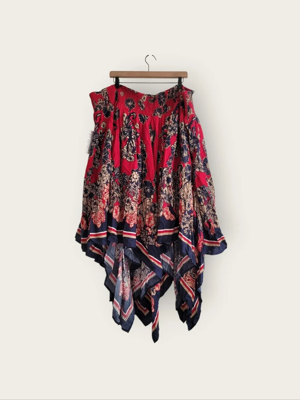 NEW Floral‎ Hanky Hem 42W Tall Plus Pull On Flowy Skirt Red Blue Denim 24/7