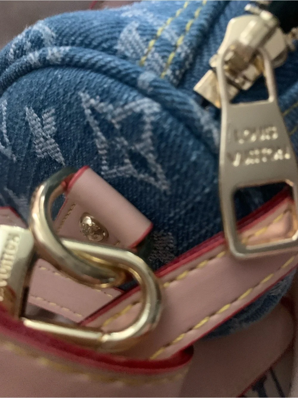 No Label or top