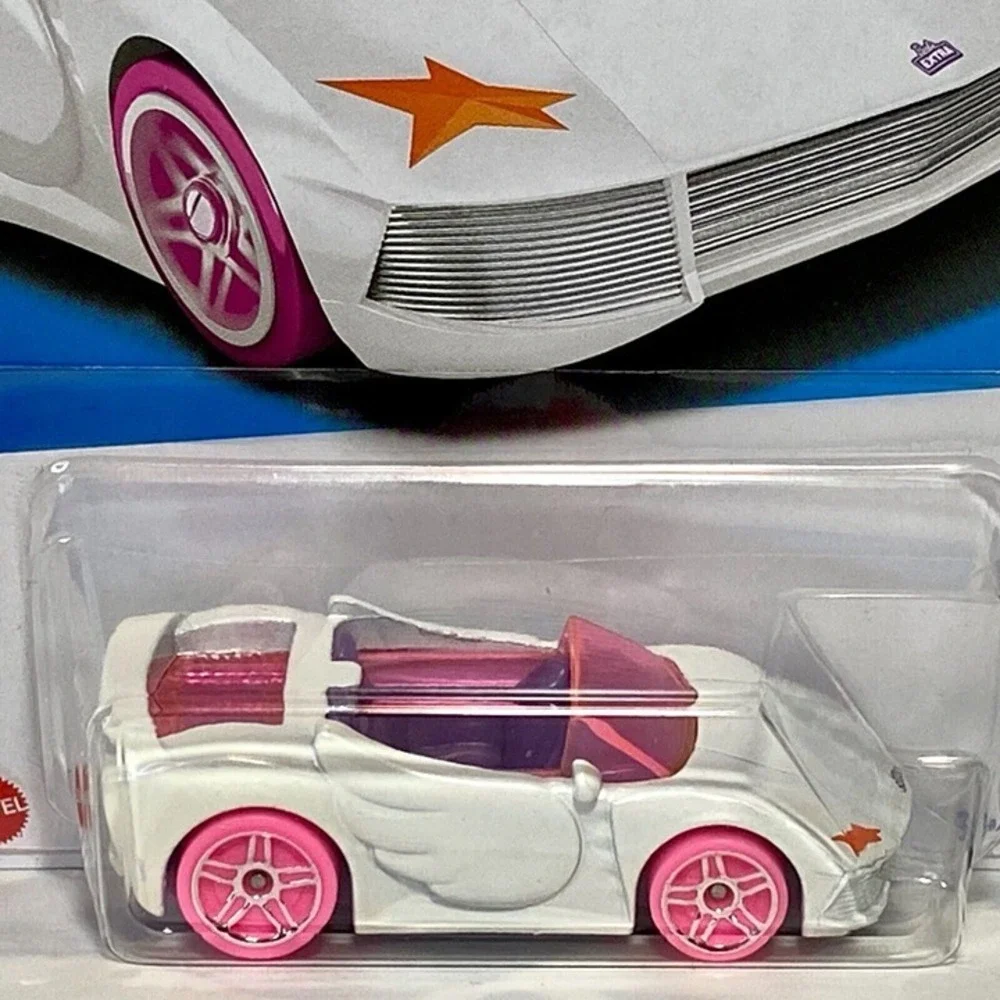 Hot Wheels Barbie Extra 57/250 HW Screen Time 3/10 White Pink 1:64 Die-cast 2022