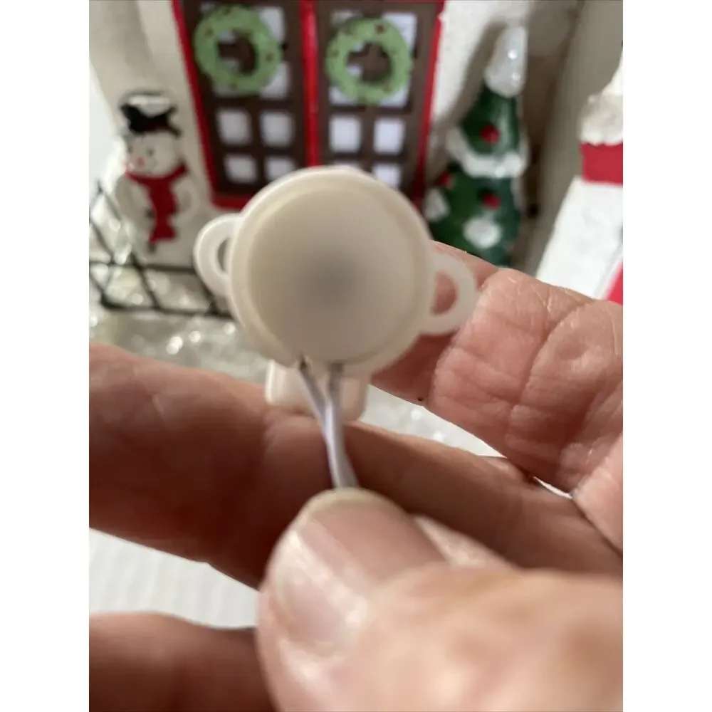 Martha Stewart Living Pepperberry‎ Lane Holiday Christmas House Ceramic Light Up