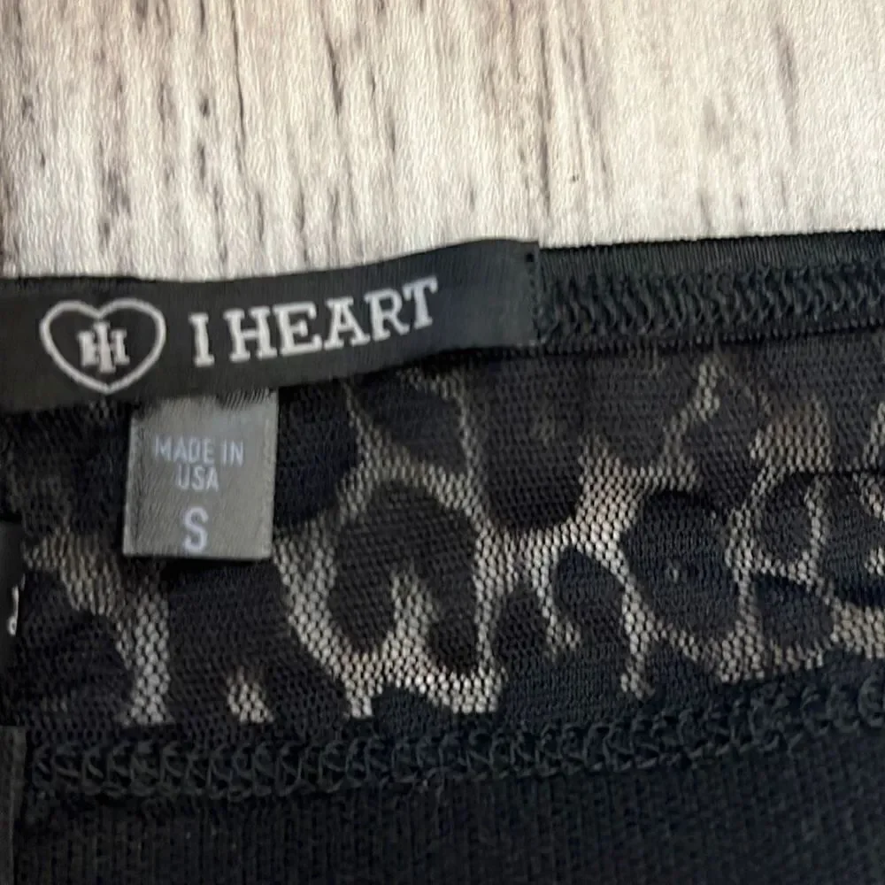 I heart heart women