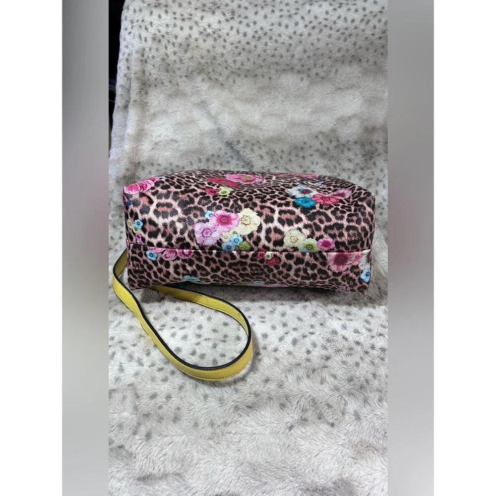 Unbranded eye catching