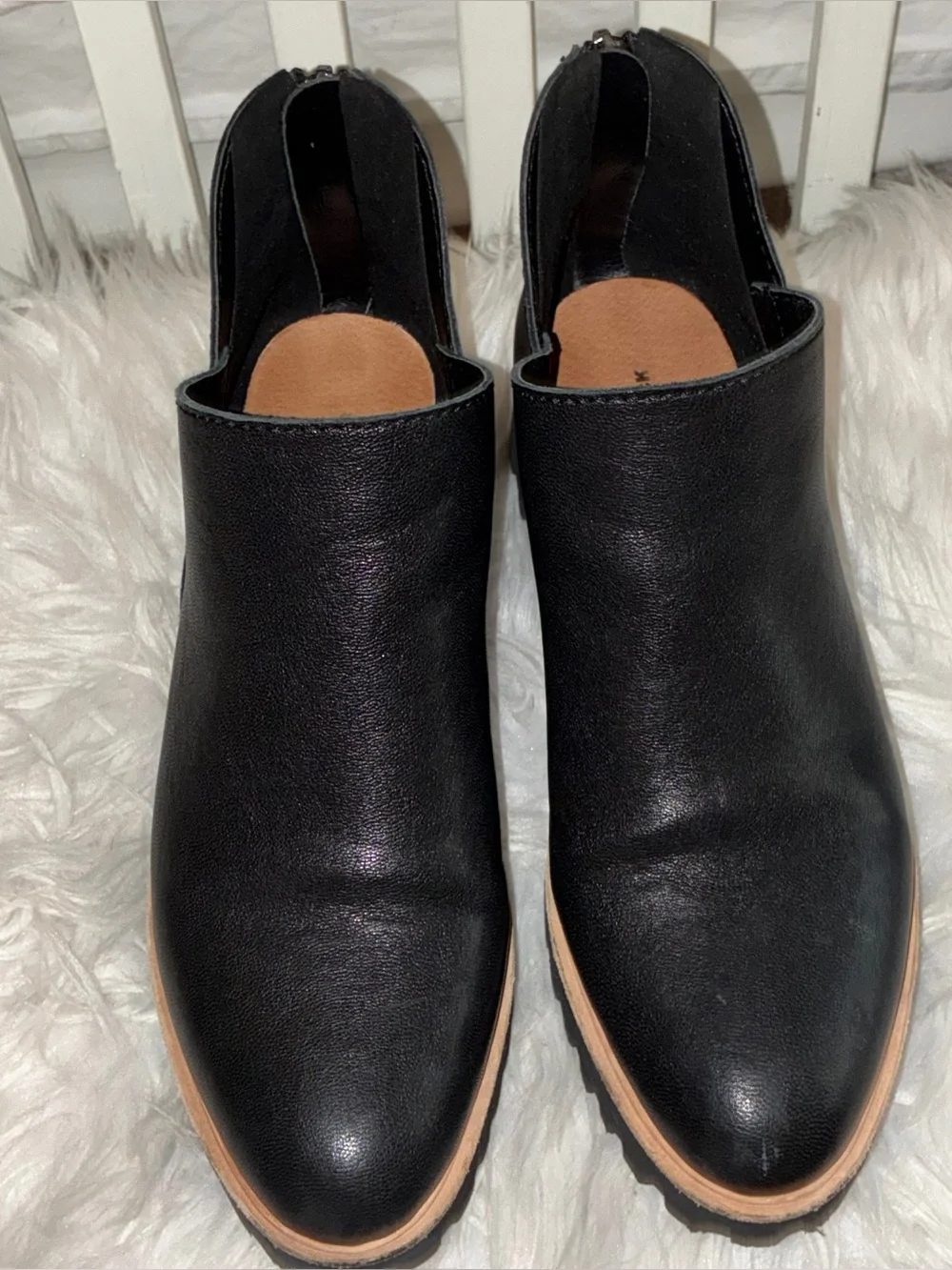 All Black contemporary platform
