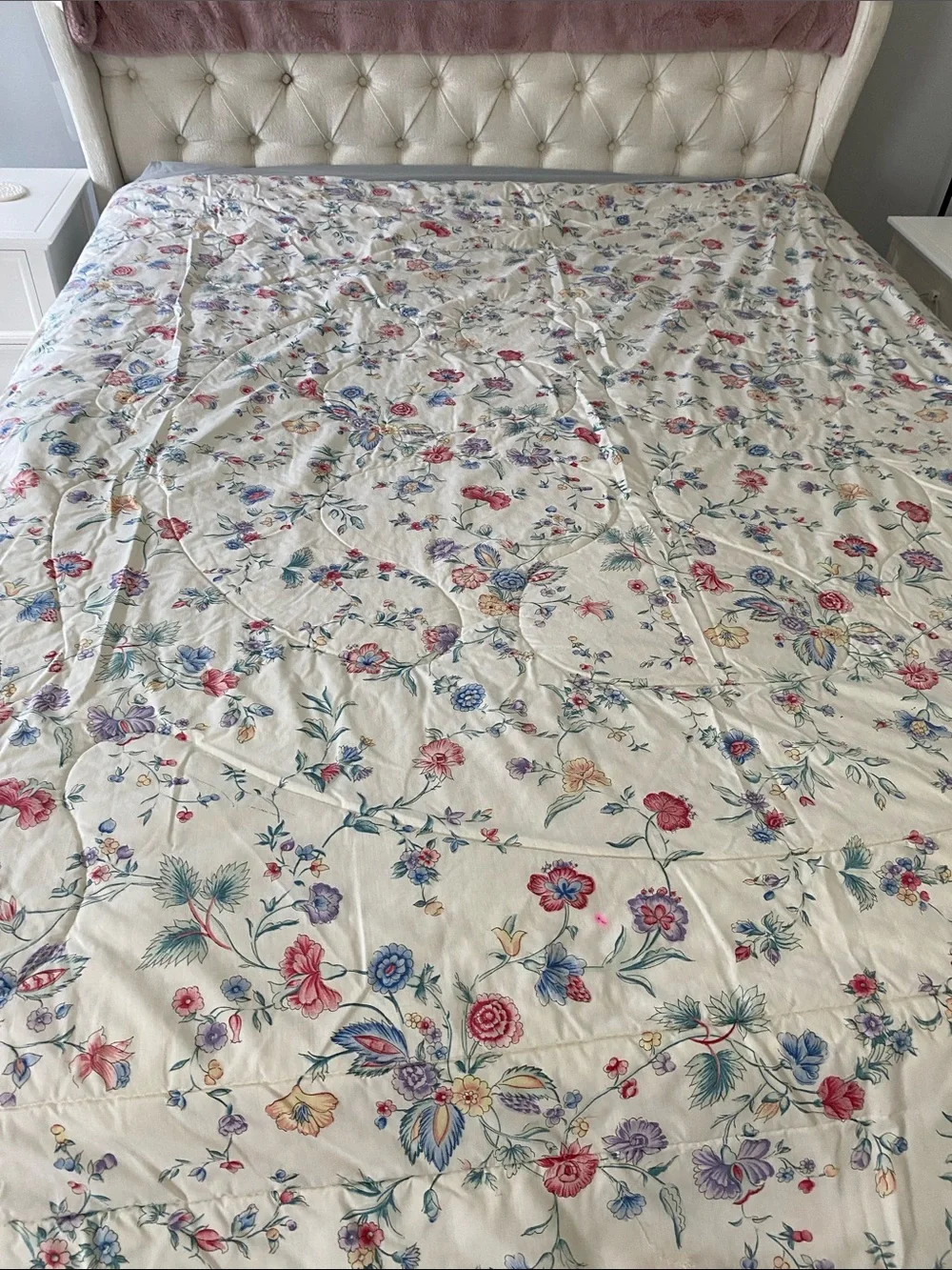 Laura Ashley Cream Floral Quilted Comforter‎ Blue Piping and Pink Blooms Vintage