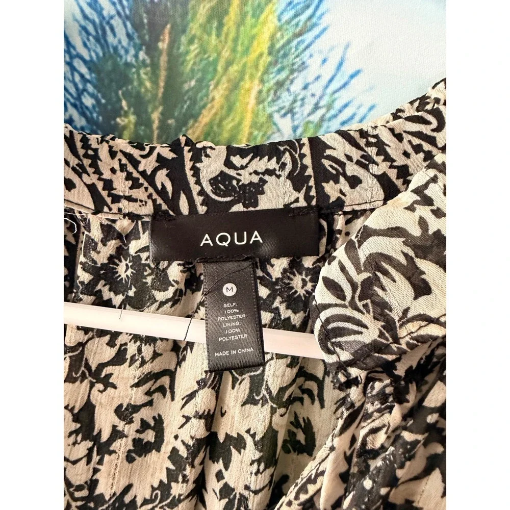 Aqua this flowy