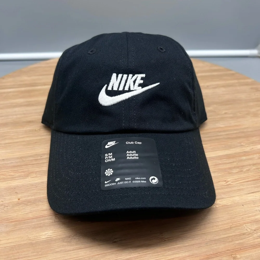 NEW‎ Unisex Nike Club Nike Club Unstructured Futura Wash Cap BLACK (FB5368 011).