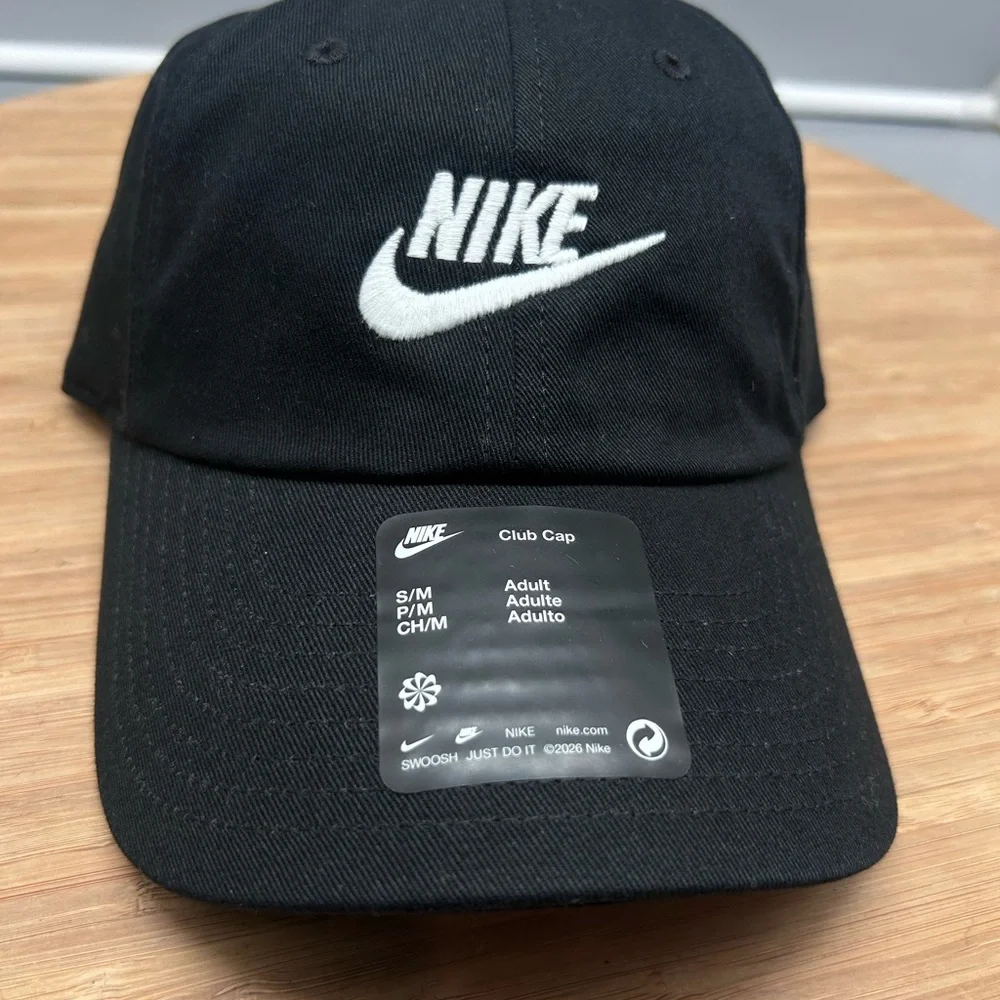 Nike new unisex