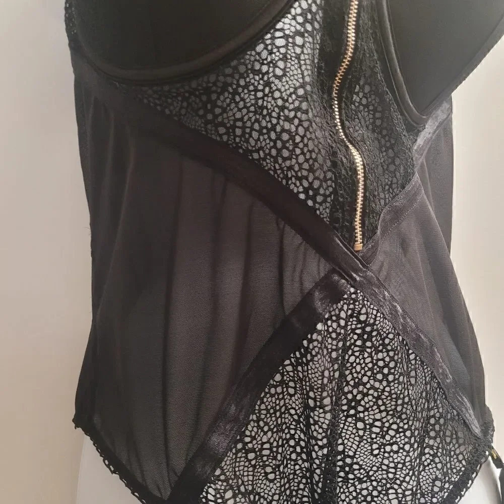 Ooh la la cheri black lace teddy with garter