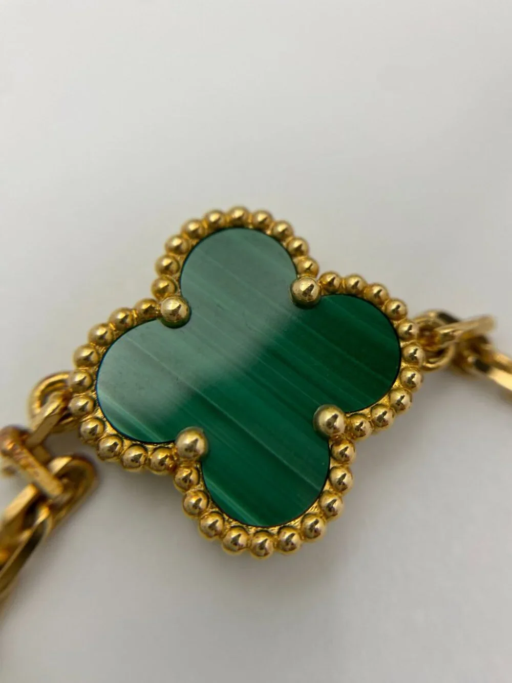 Van Cleef & Arpels excellent pre
