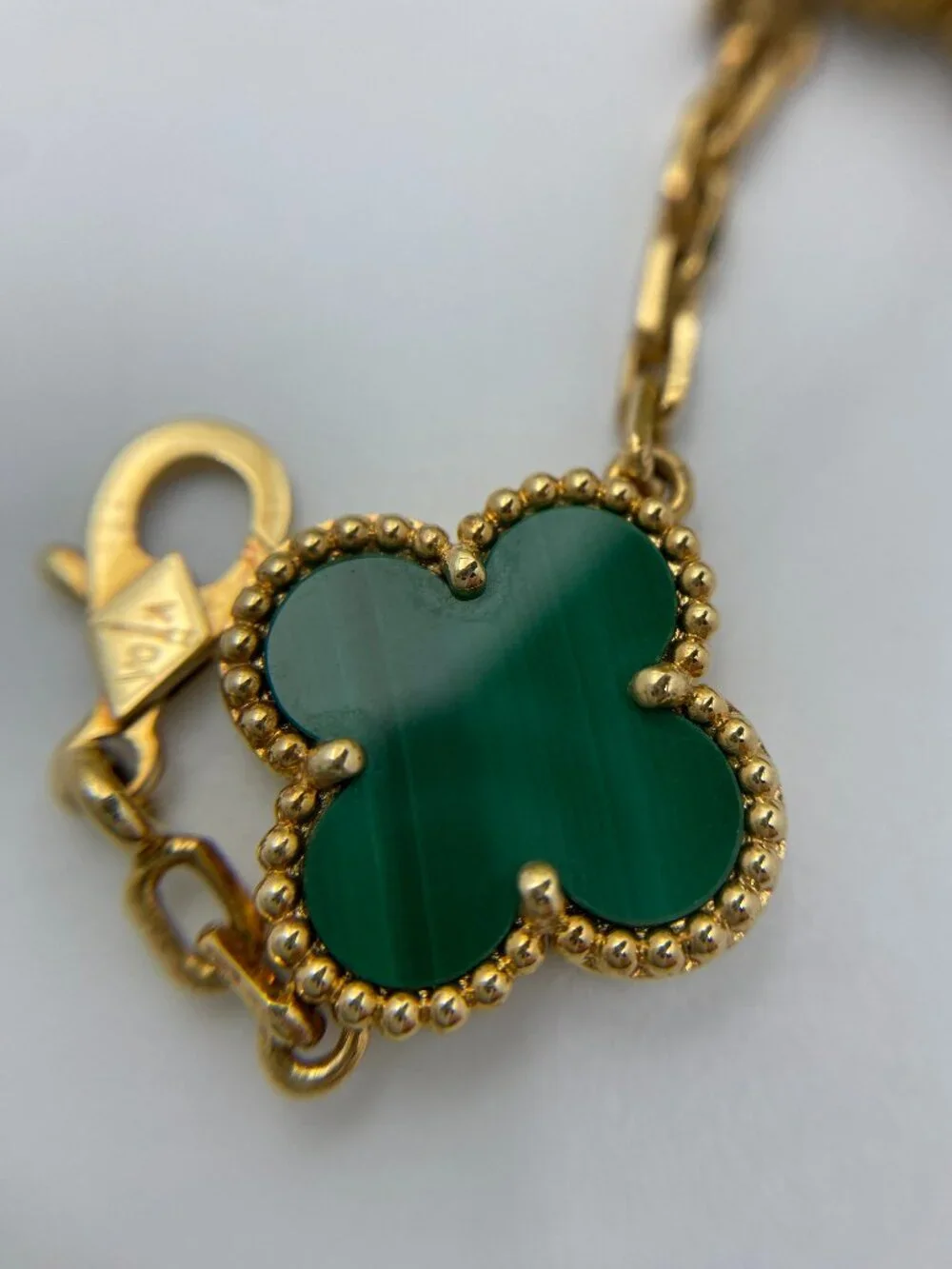 Van Cleef & Arpels excellent pre