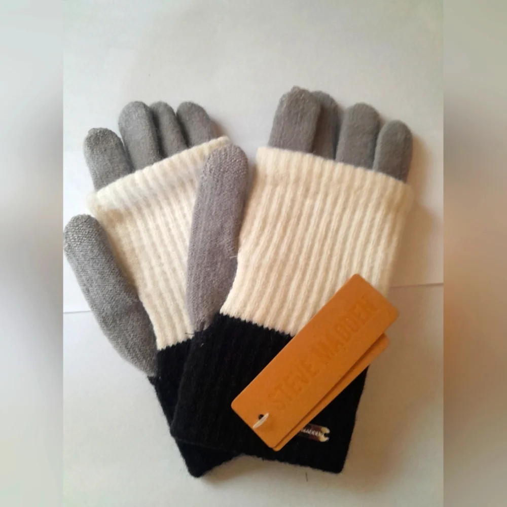 New Steve Madden Color Block Long Cuff Magic Gloves NWT (Touch Screen Ca…