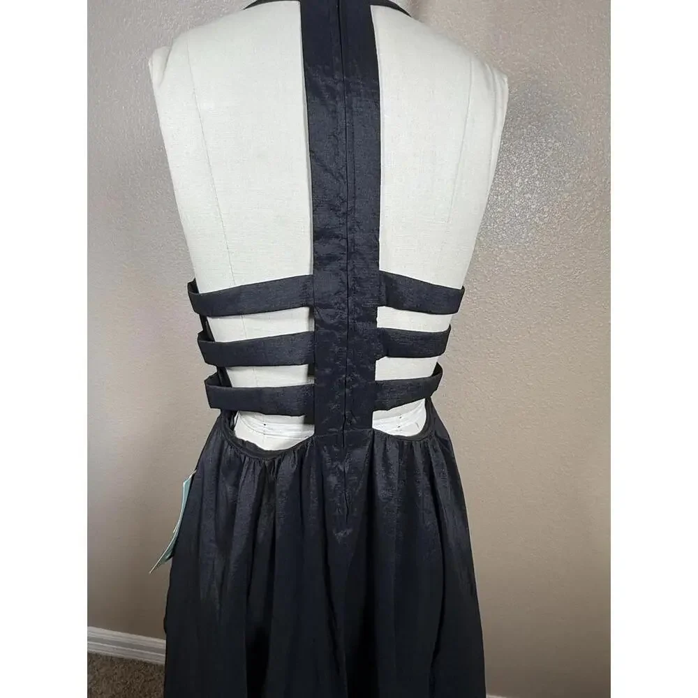 B. Smart smart dress