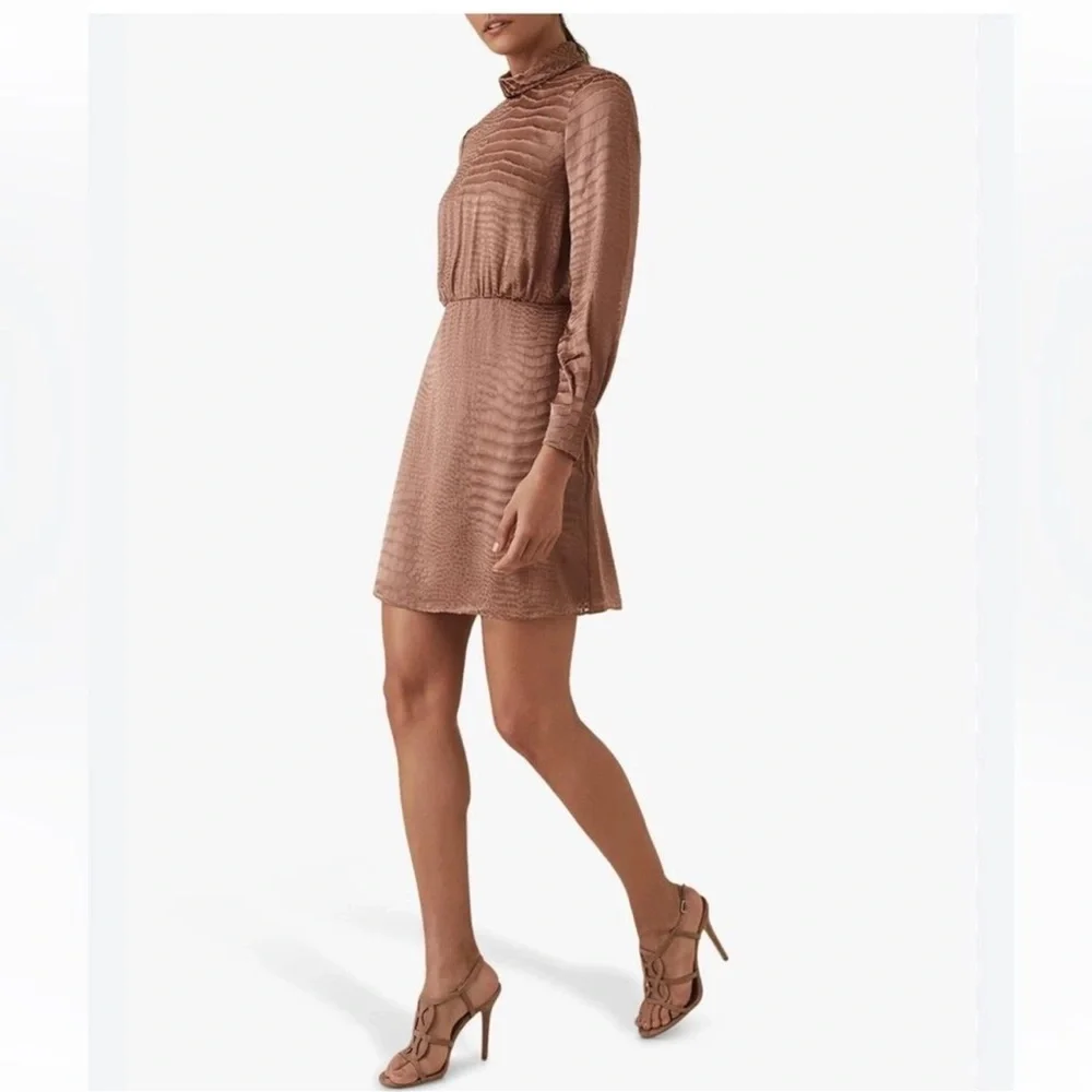 Reiss bring luxe