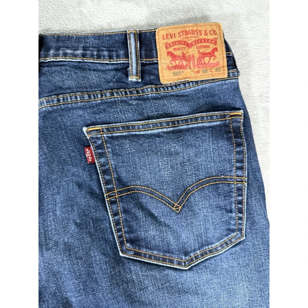 Levis levis 505