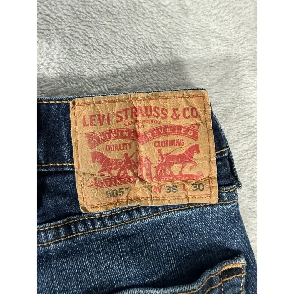 Levis levis 505