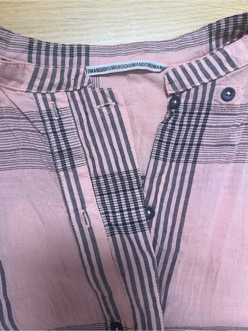 Humanoid 100% front buttons