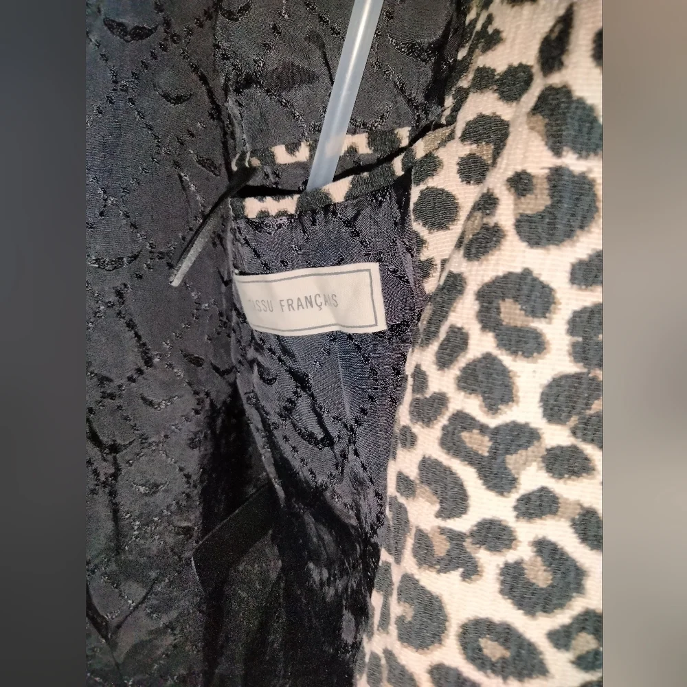 Zadig & Voltaire here details