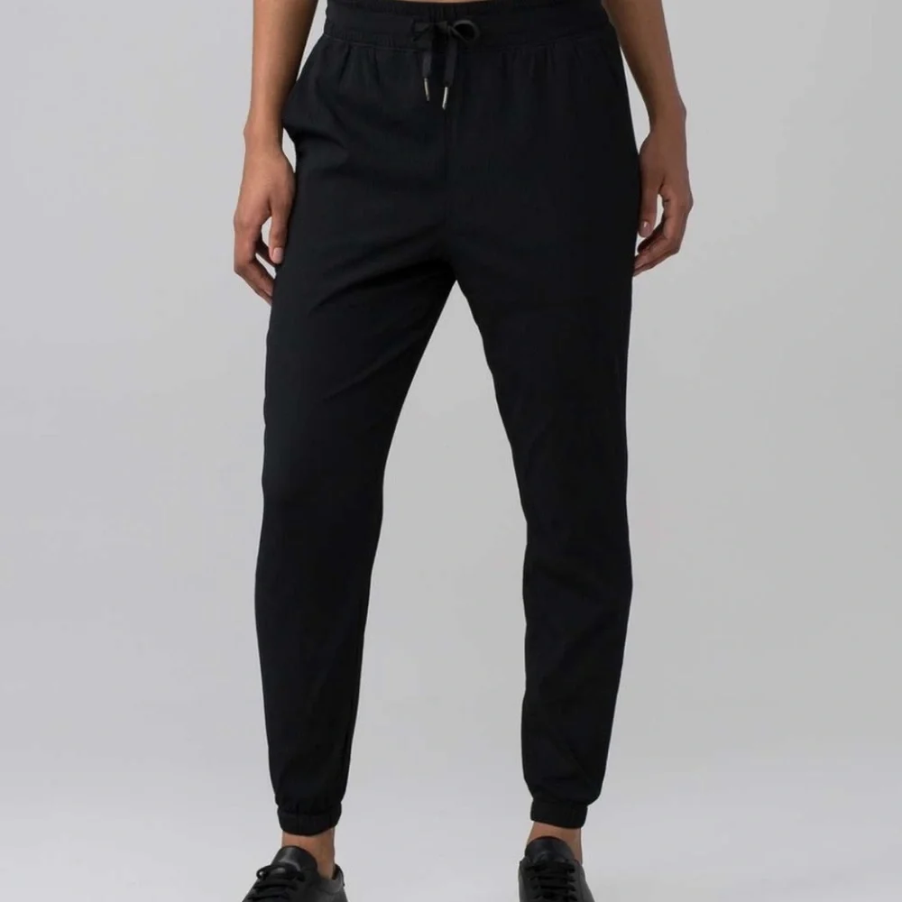 Lululemon In-Depth‎ Jogger