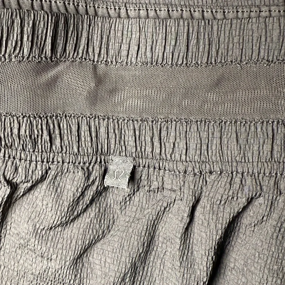 lululemon athletica these lightweight