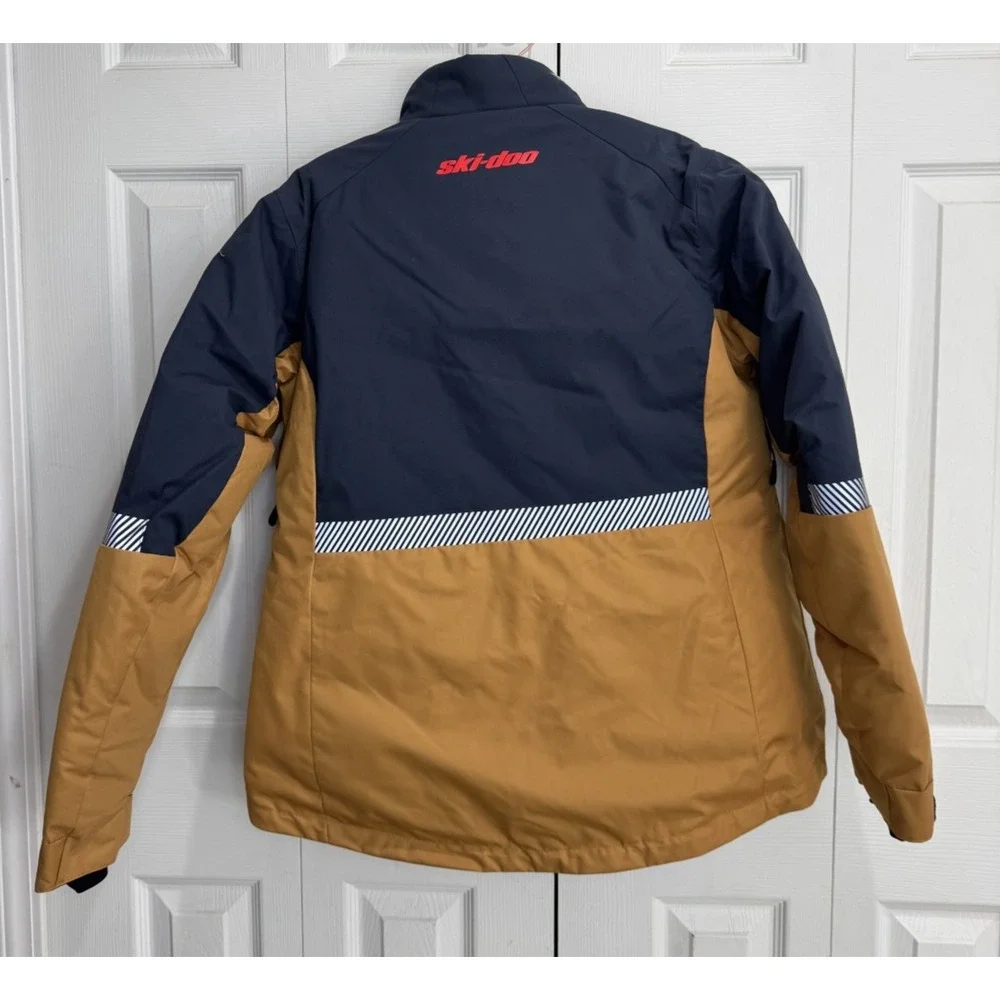Medium who winter casual