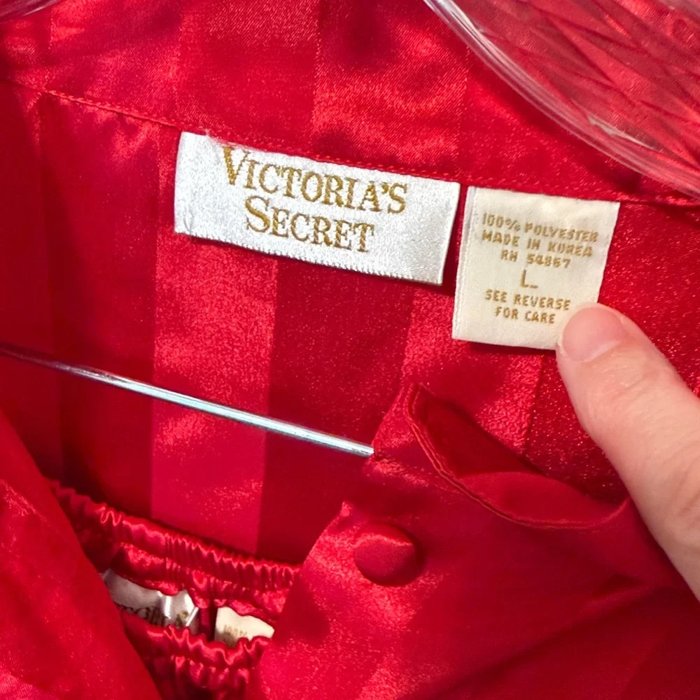 Vintage Victoria's Secret 90s Gold Label Red Satin Sleepwear Pajamas / Size L