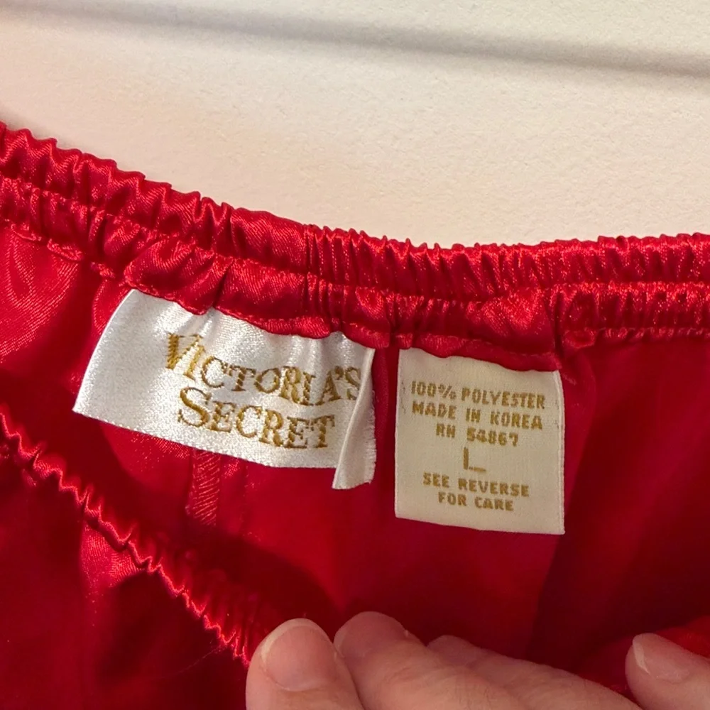 Vintage Victoria's Secret 90s Gold Label Red Satin Sleepwear Pajamas / Size L