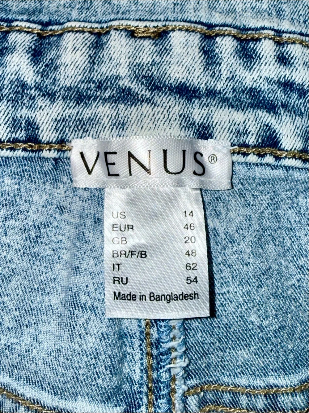 VENUS casual short