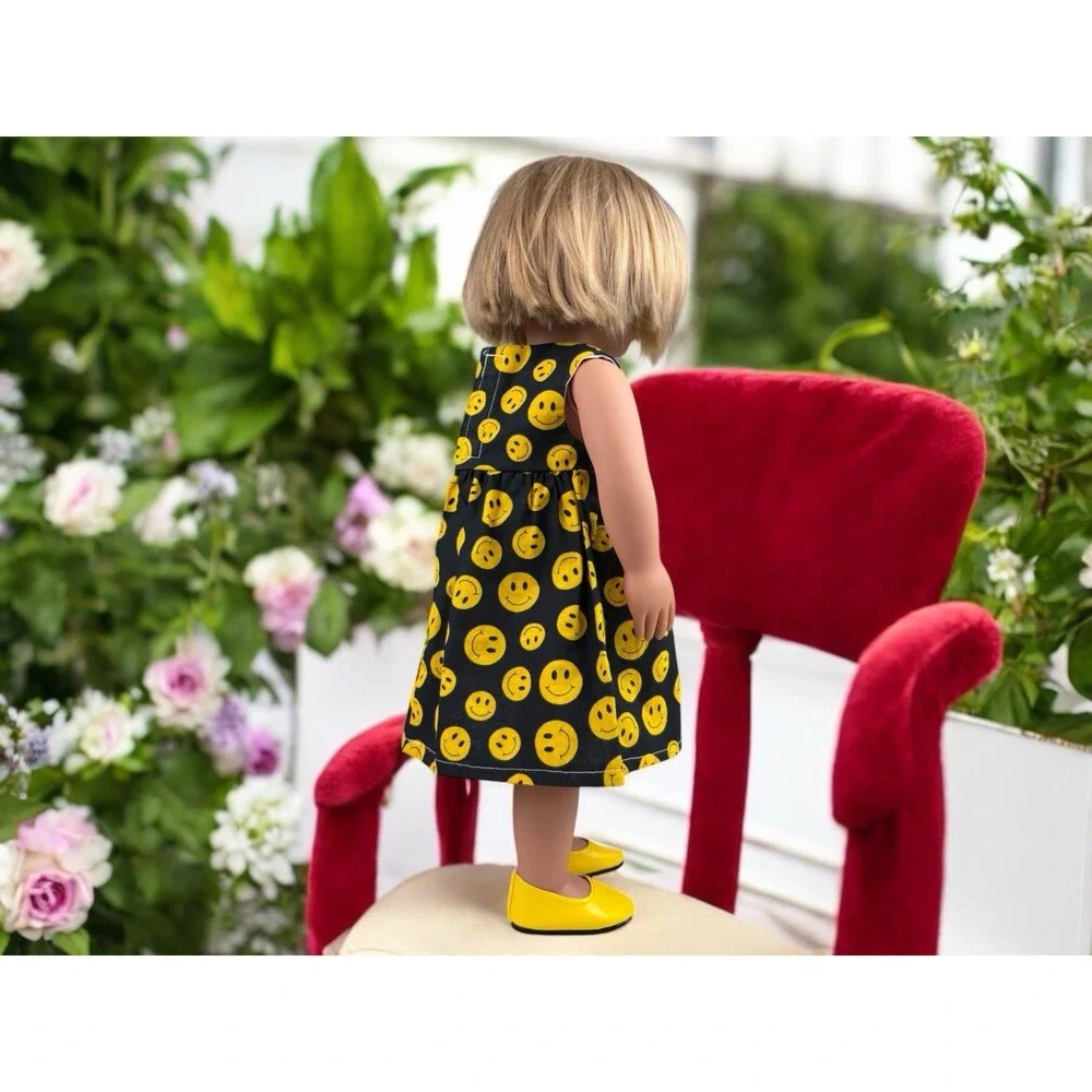 The Unbranded Brand 18 doll