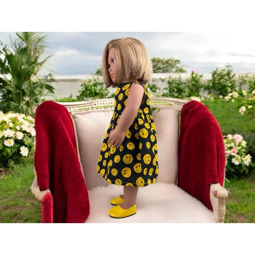 The Unbranded Brand 18 doll