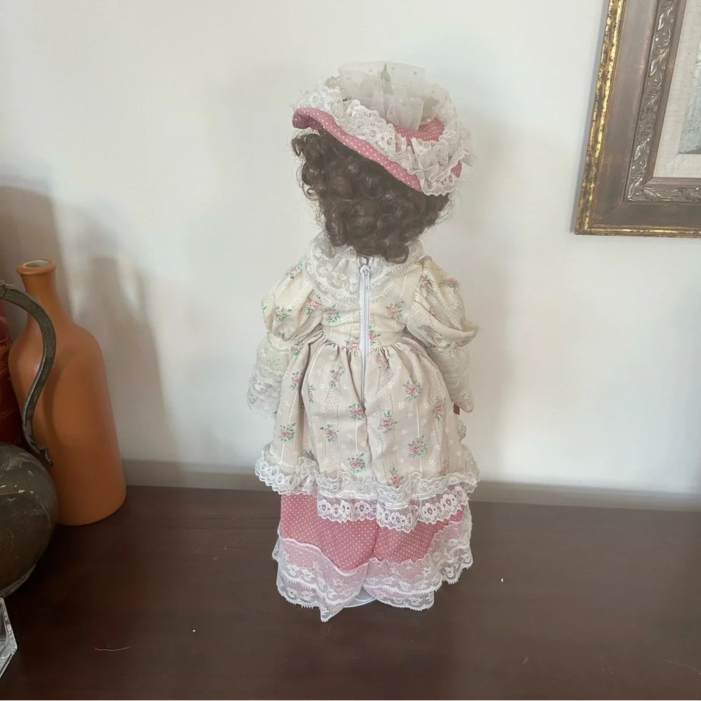 N/A porcelain doll