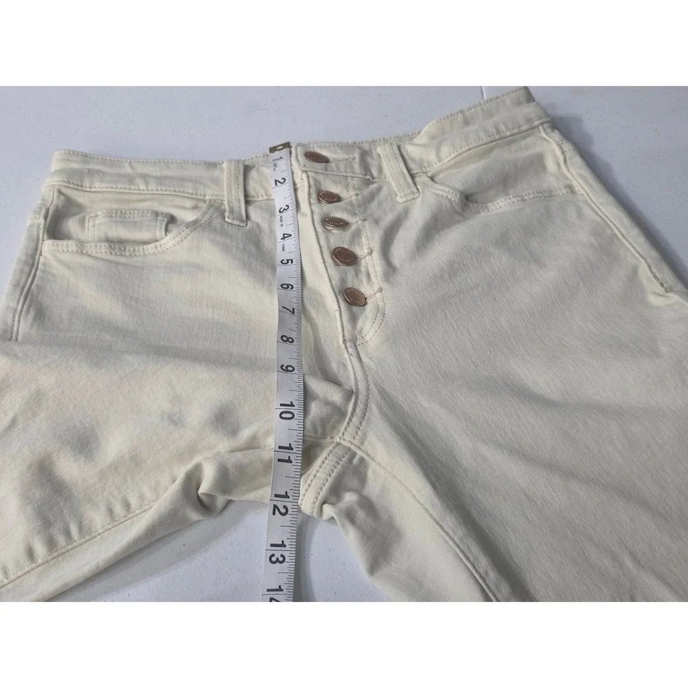 Universal Thread high rise