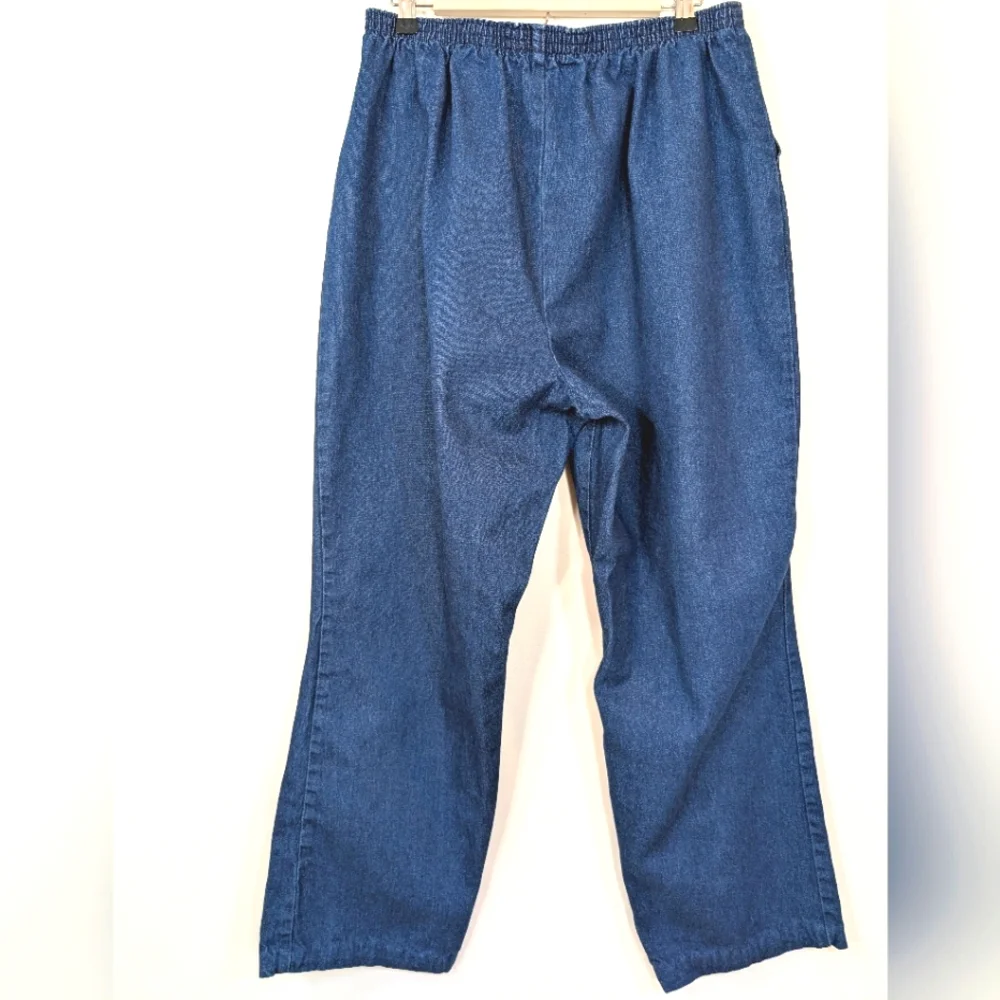 Vintage Chic cotton, elastic waist, baggy blue jeans with front pockets. 18WP