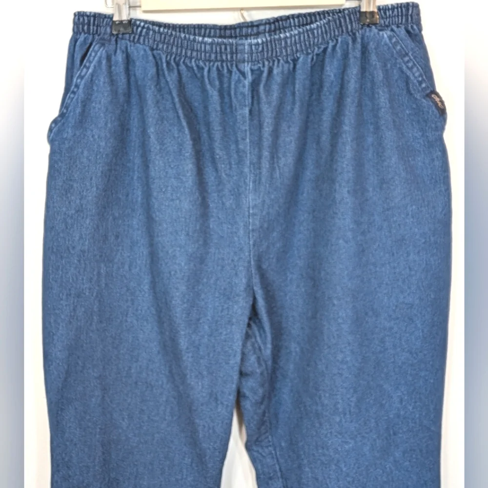 Vintage Chic cotton, elastic waist, baggy blue jeans with front pockets. 18WP