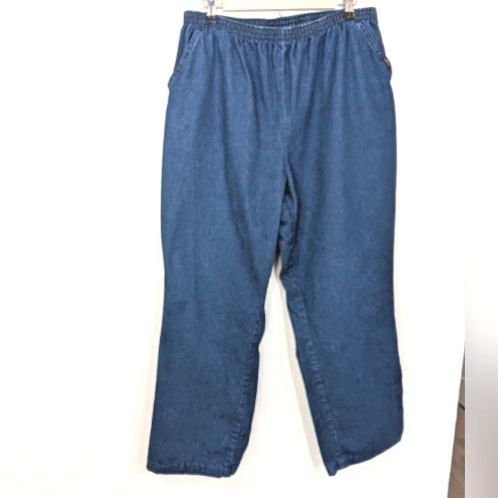 Vintage Chic cotton, elastic waist, baggy blue jeans with front pockets. 18WP