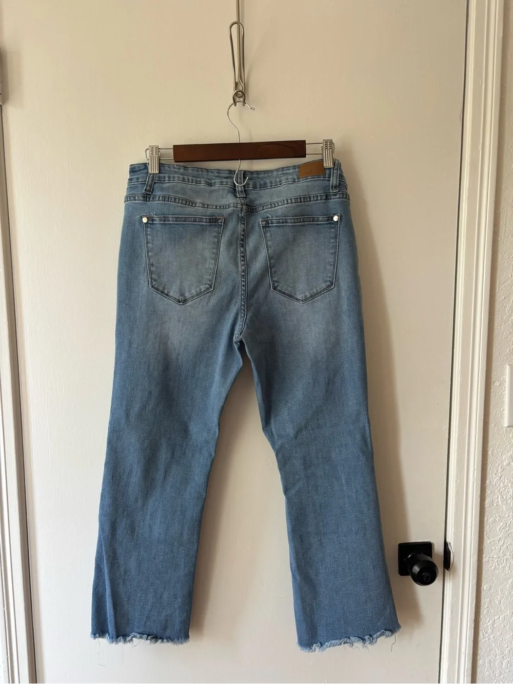 Judy Blue Light Blue Straight Leg Distressed Jeans
