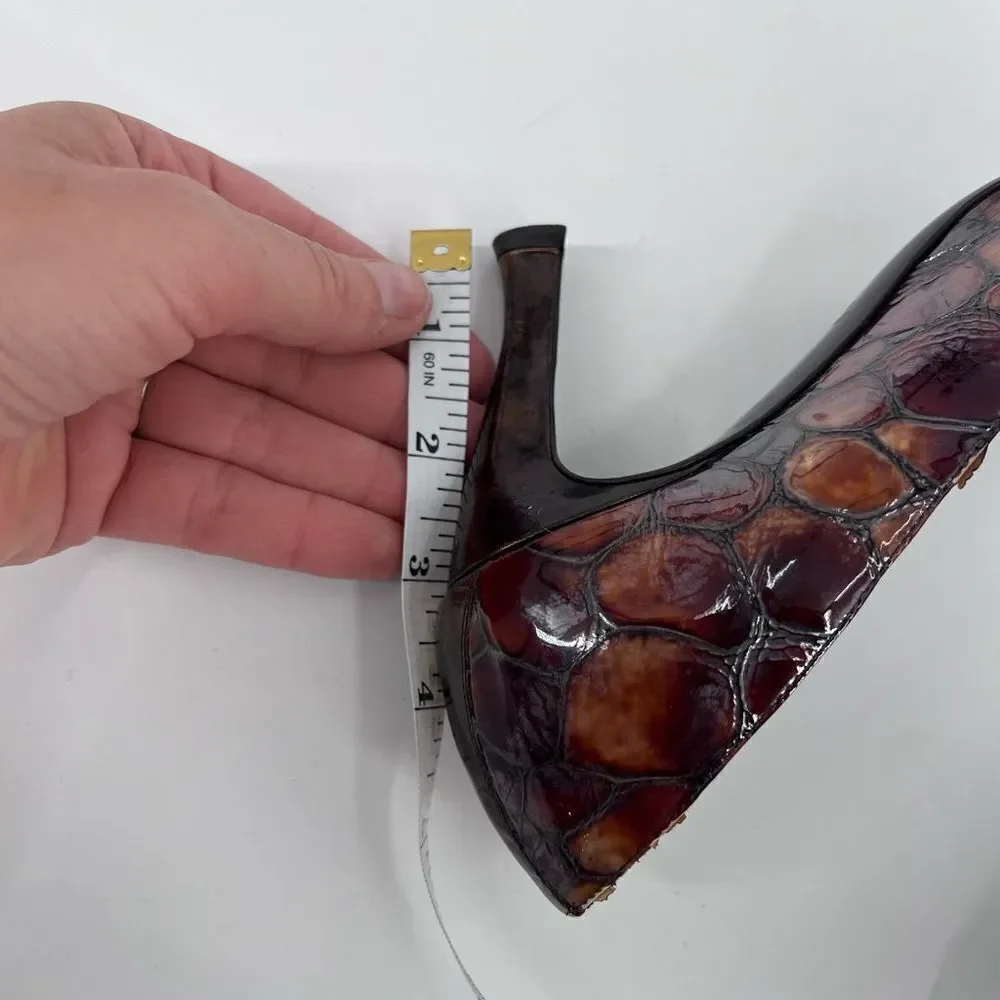 Donald J. Pliner shoe about shown