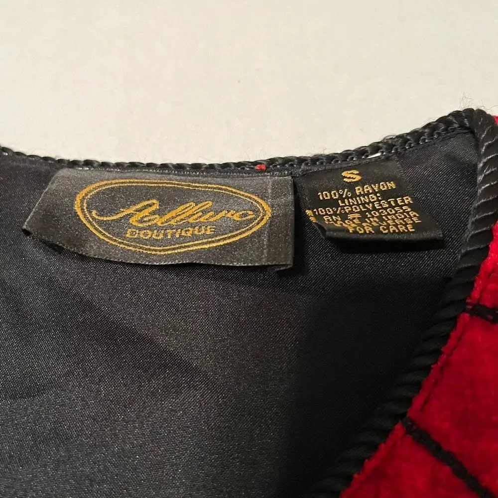 Allure vintage black