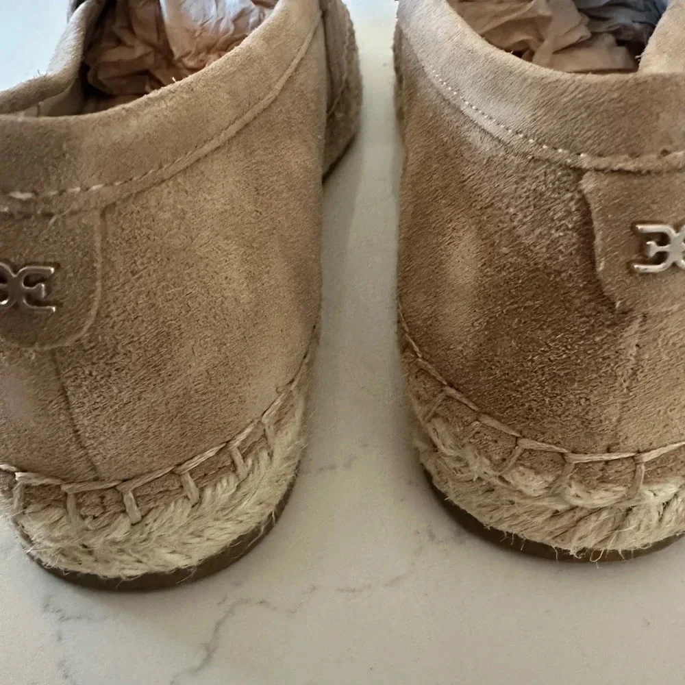 Sam Edelman suede upper