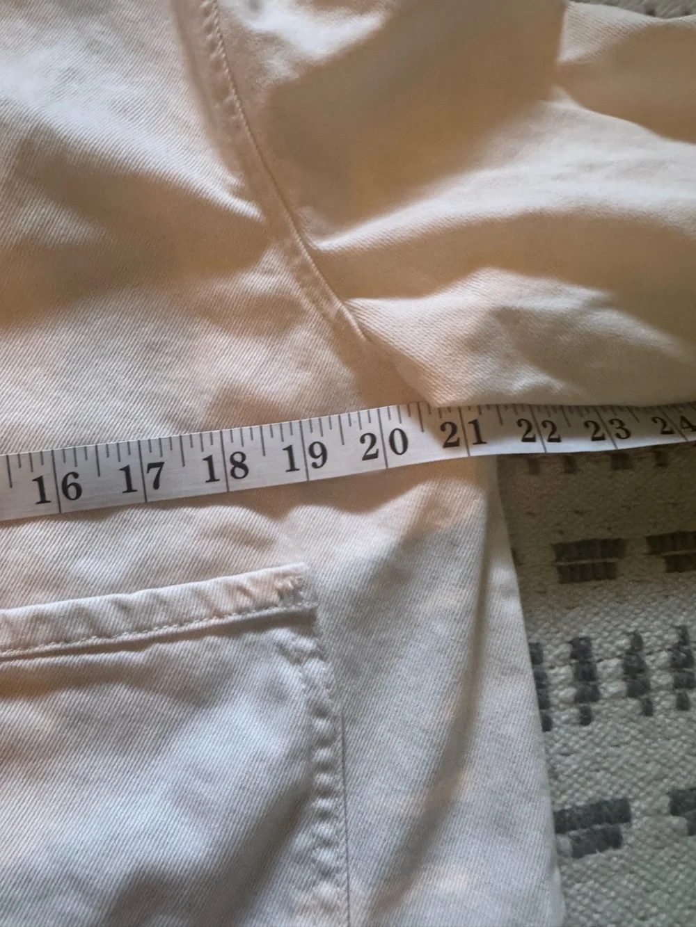 Kensie lightweight button