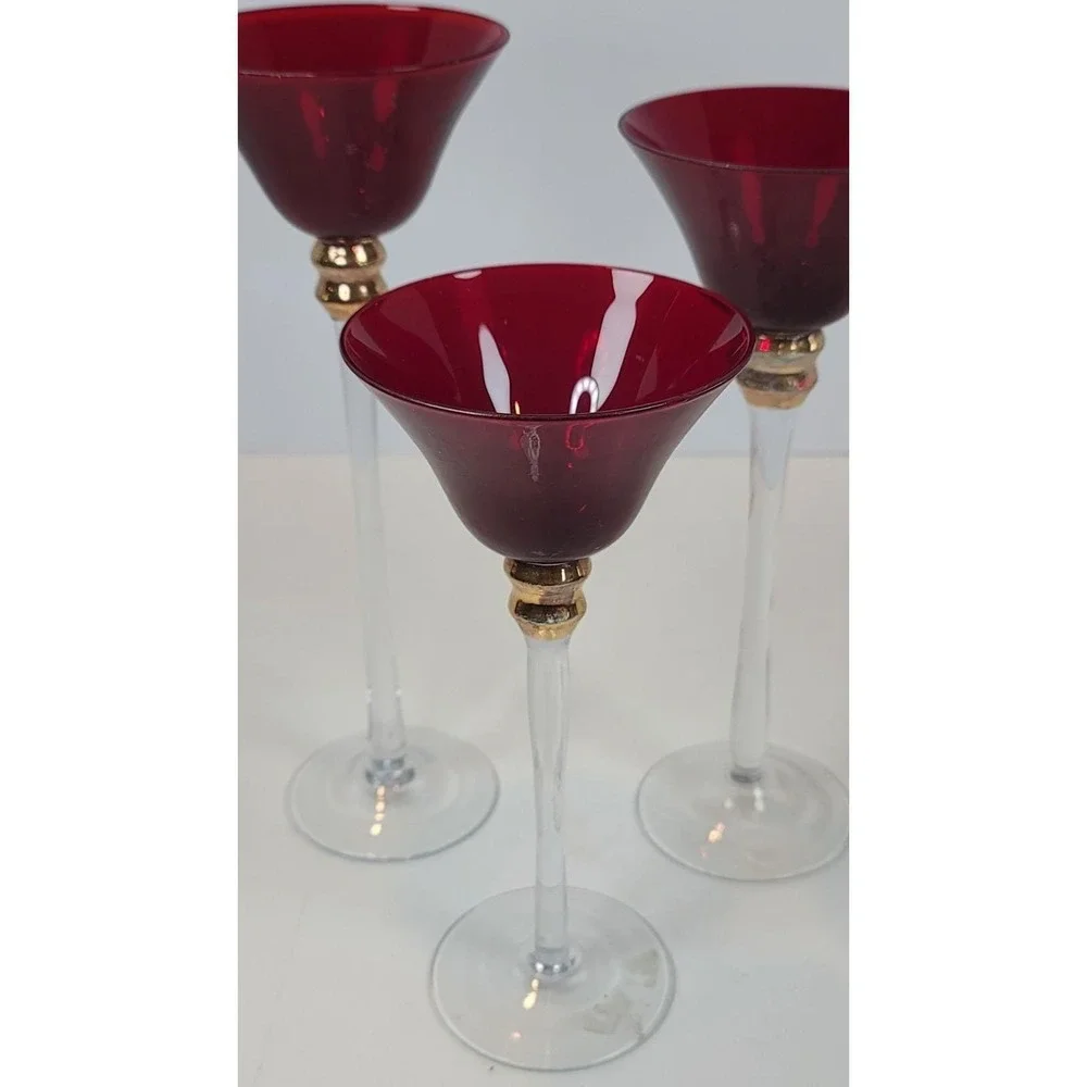 The Unbranded Brand set ruby