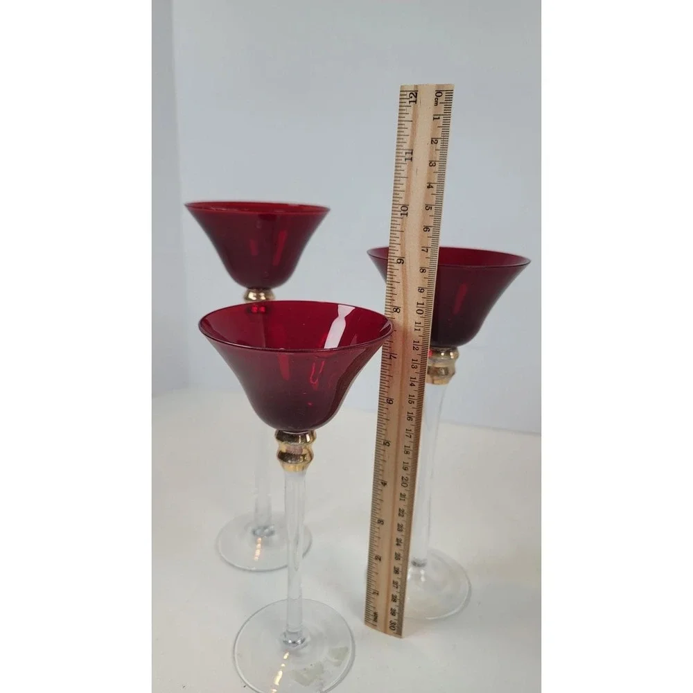 The Unbranded Brand set ruby