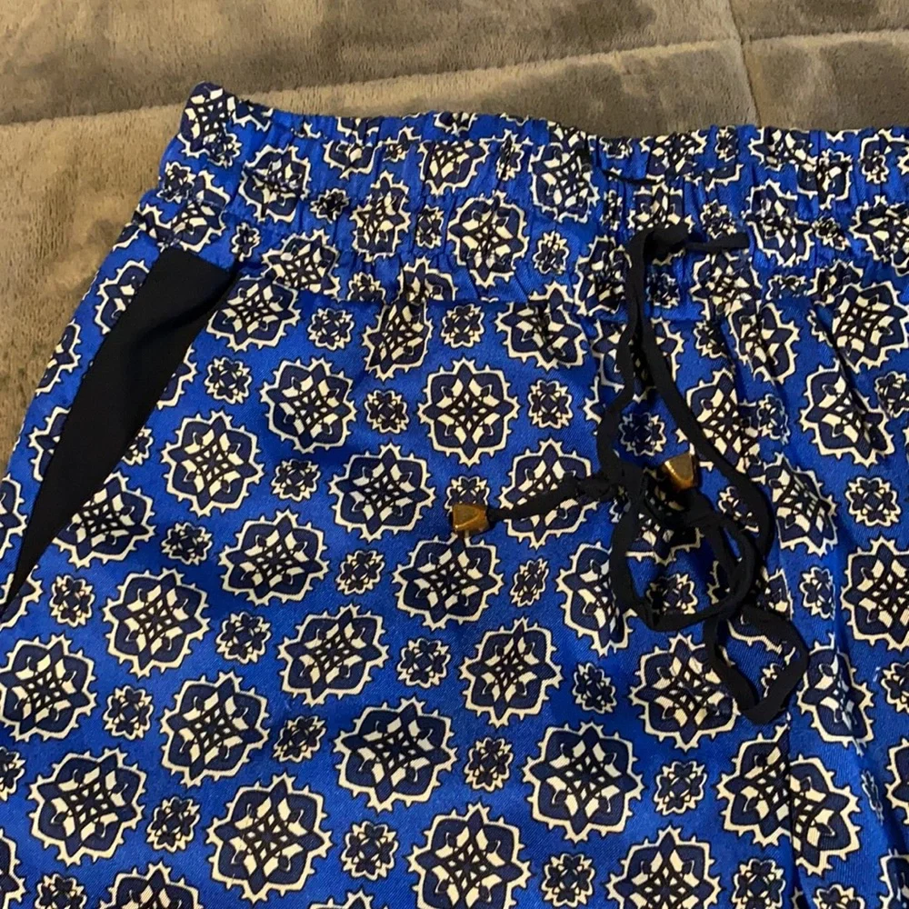 Forever 21 Vibrant Print Pajama Pants