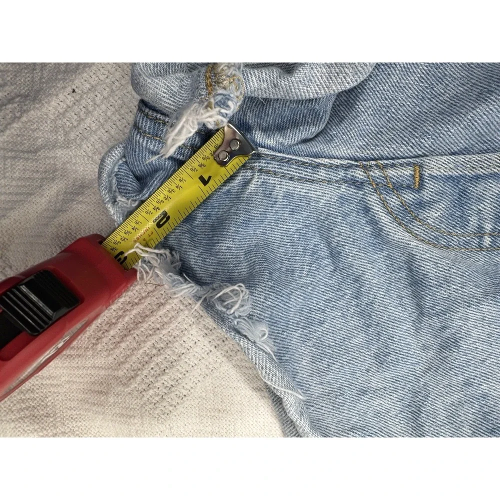 Levi's 501 Woman Size W28 Blue Denim Button Fly Jean‎ Water Less Shorts